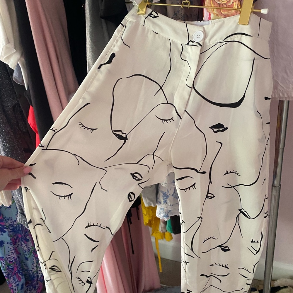 Abstract Face Pants - Picture 3 of 5